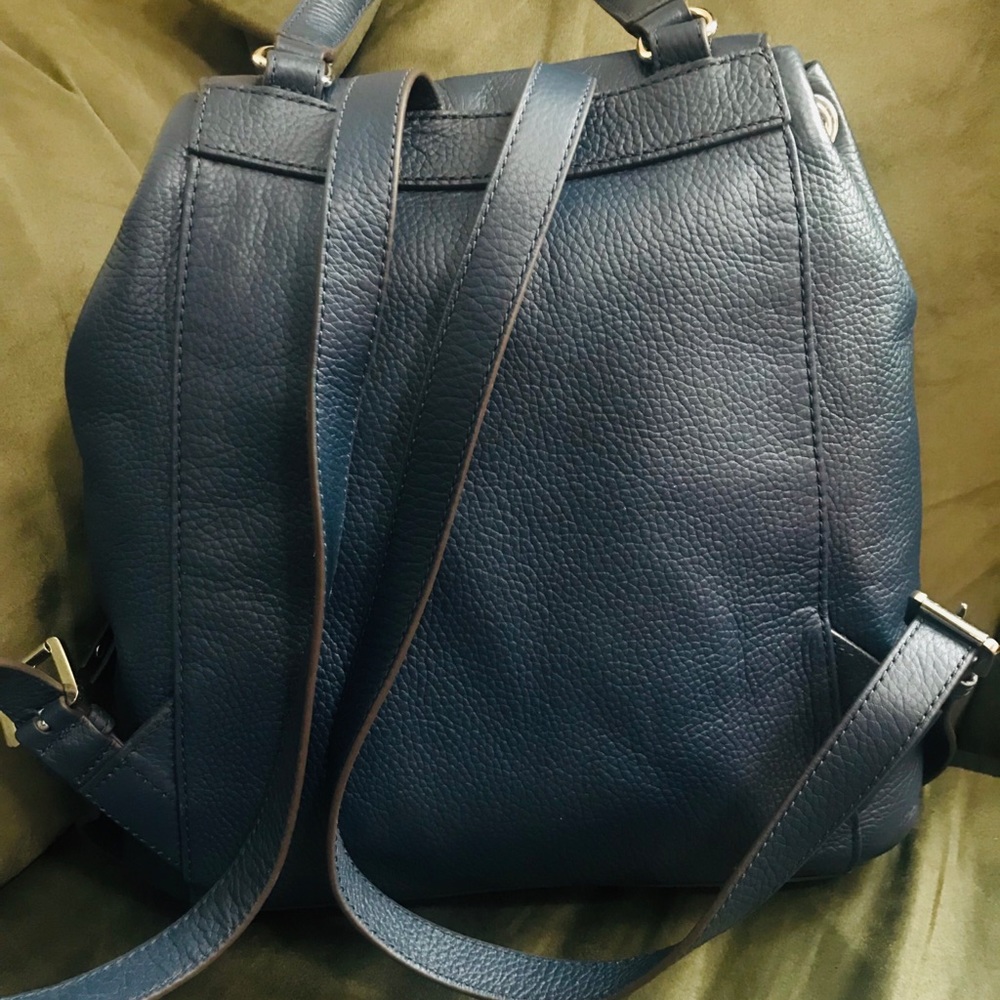 MK Backpack - Picture 2 of 6